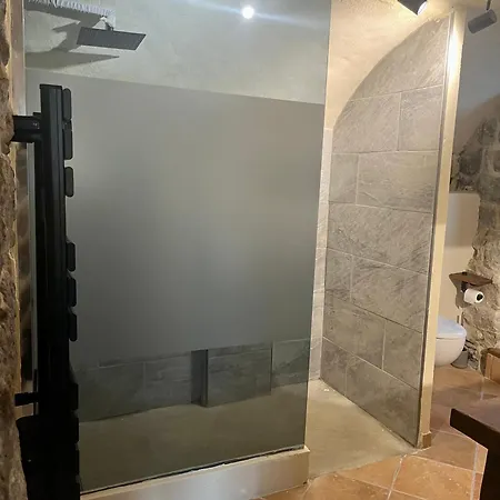 Casa vacanze Gorgeous Stone House In The Heart Of Ardeche Montpezat-sous-Bauzon